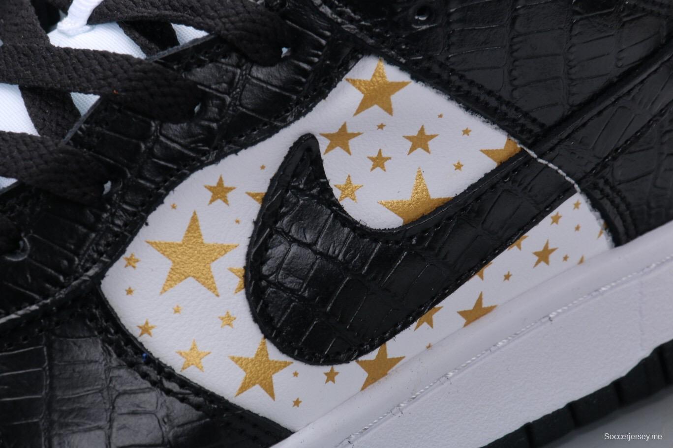 Supreme X Nike SB Dunk Low “Black Stars”