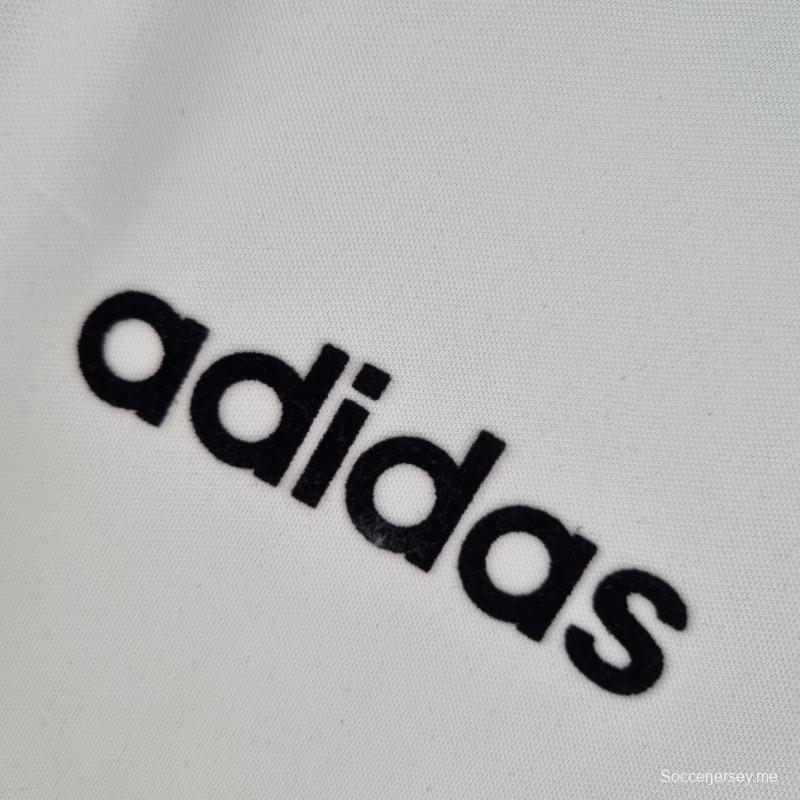 قميص فريق كولو كولو كولو 92/93 ريترو كولو كولو 92/93
