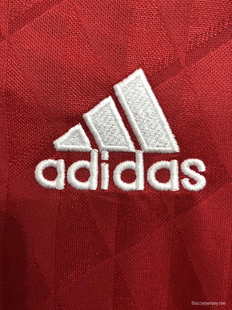 قميص كرة قدم بأكمام طويلة الأكمام ريترو 10/11 ليفربول المنزلي
