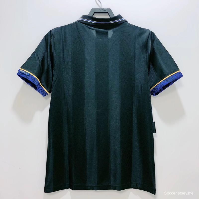 قميص فريق مانشستر يونايتد لكرة القدم 93/94 ريترو 93/94 خارج الديار
