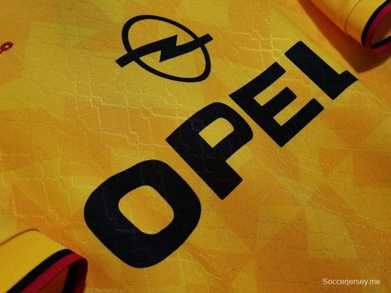 قميص كرة القدم الثالث لميلان 1995/96 ريترو 1995/96
