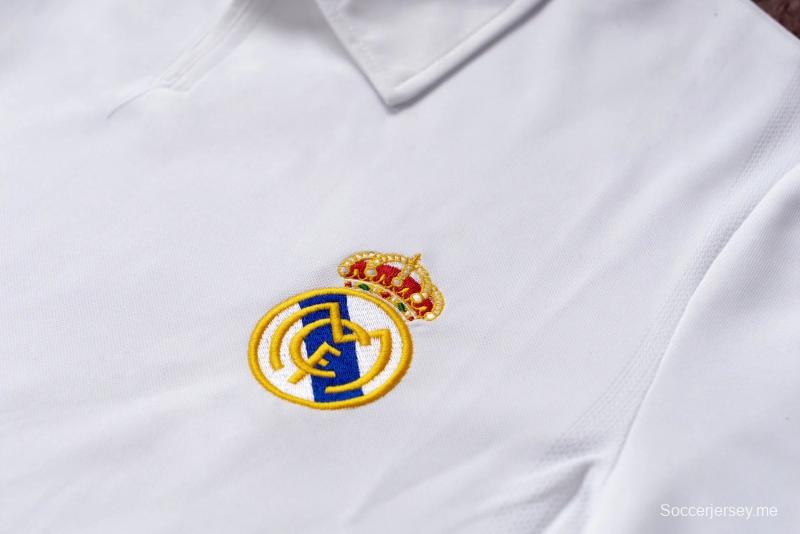 قميص ريترو 01/02 ريال مدريد الأساسي في دوري الأبطال (بدون راعي)
