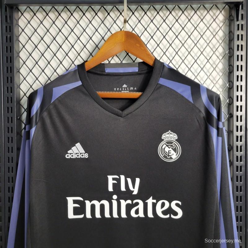 قميص ريترو 16-17 ريال مدريد الثالث بأكمام طويلة
