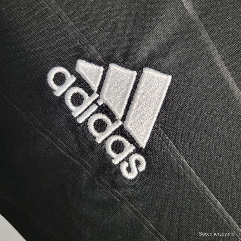 قميص كرة قدم ريترو 10-11 ريال مدريد خارج الديار أسود اللون
