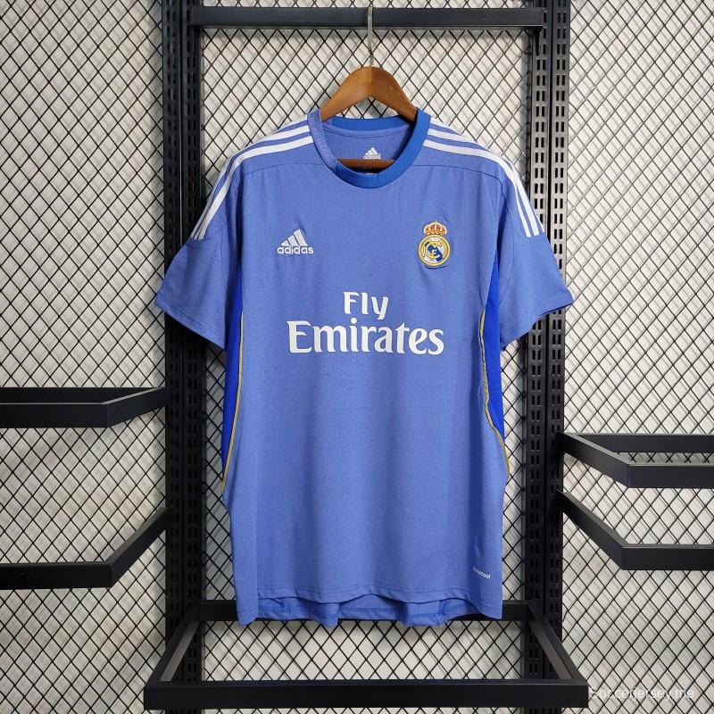 قميص أزرق ريترو 13-14 ريال مدريد خارج الديار أزرق ريترو 13-14
