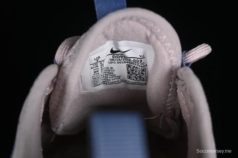 Nike TC 7900 Retro Chunky Dad Shoes with Reflective Swoosh and Cushioned Foam Sole - DD9682-002