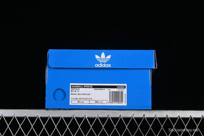 Adidas Handball Spezial Retro Casual Sneakers with Suede Upper and Gum Rubber Outsole - BD7632