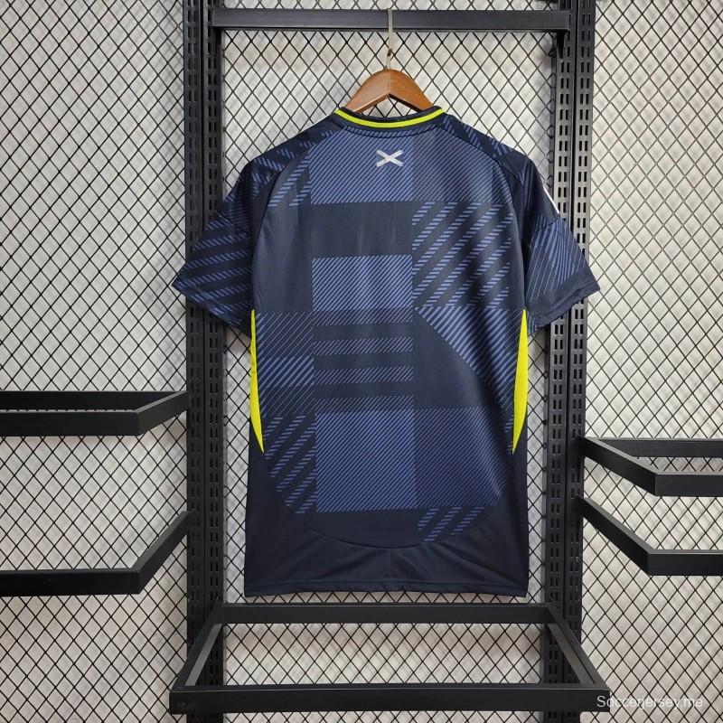 24/25 جيرسي اسكتلندا هوم جيرسي
