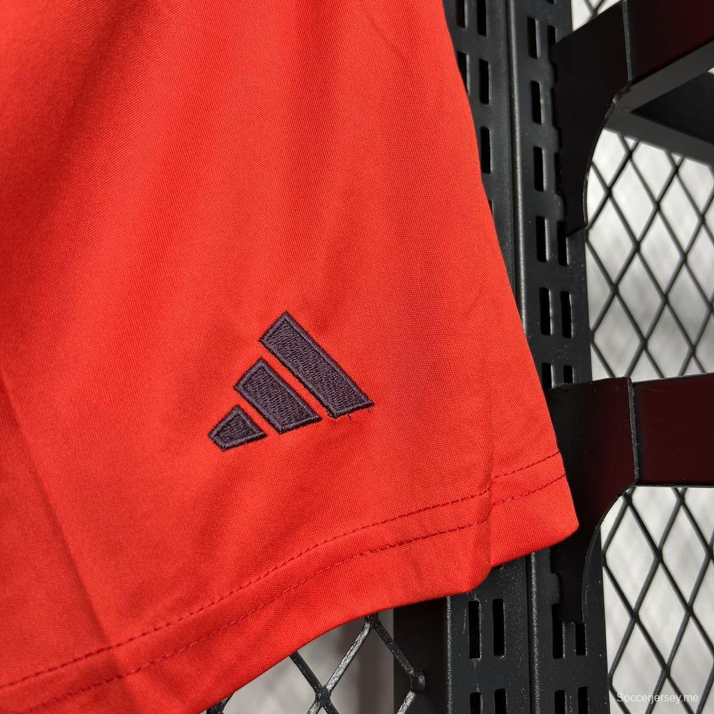 24/25 شورت بايرن ميونيخ الرئيسي 24/25
