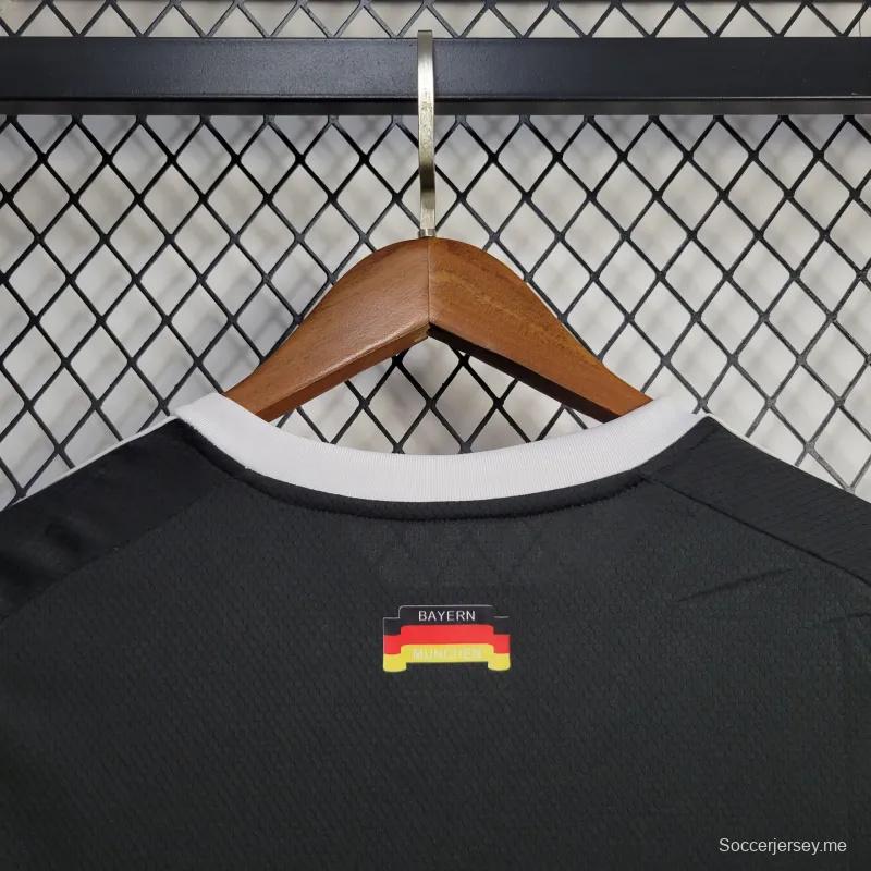 24/25 قميص حارس مرمى بايرن ميونيخ أسود اللون أسود اللون
