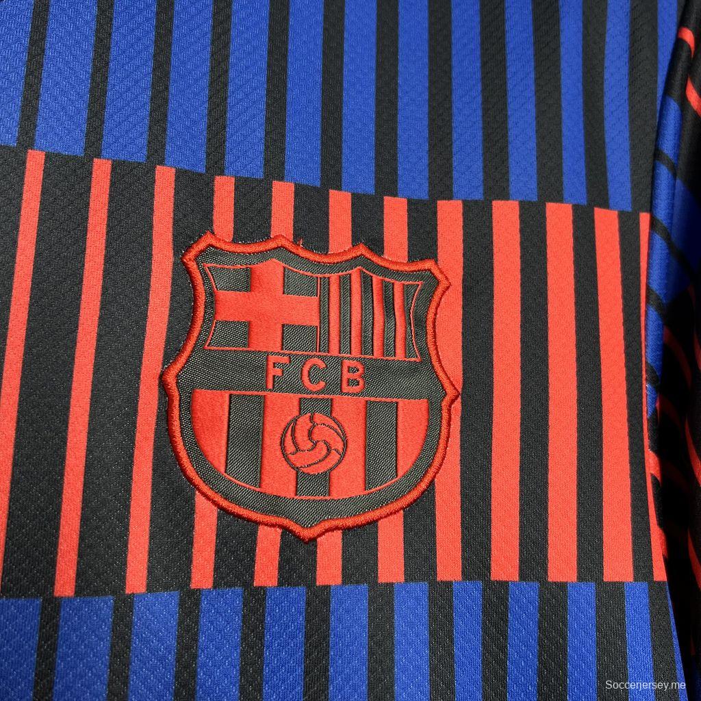 24/25 برشلونة قبل المباراة قميص مخطط باللونين الأحمر/الأزرق قبل المباراة
