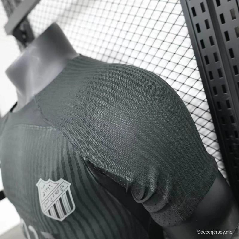 25/26 نسخة اللاعب 25/26 قميص نادي الاتحاد 2 مباريات خارج أرضه