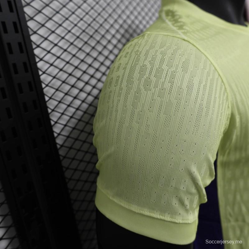 قميص أخضر فاتح اللون الأخضر الفاتح إصدار 25/26 إصدار لاعب برشلونة للذكرى 125 للذكرى السنوية الخاصة