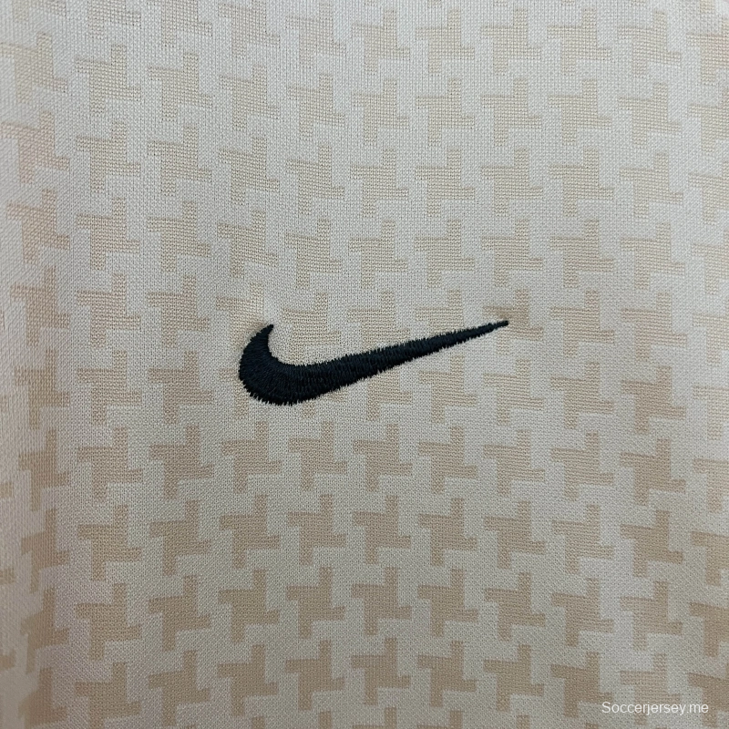 03/04 قميص يوفنتوس الرجعي ذهاباً وإياباً