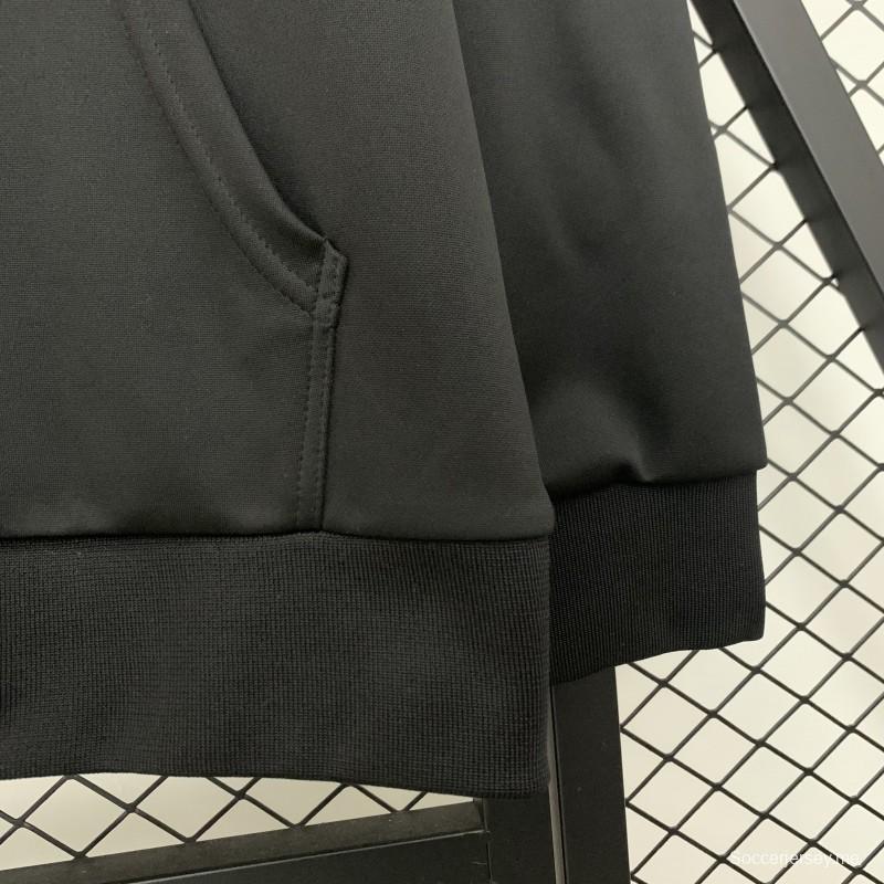 2025 هودي فورمولا 2025 فورمولا 2025 AMG أسود اللون أسود اللون