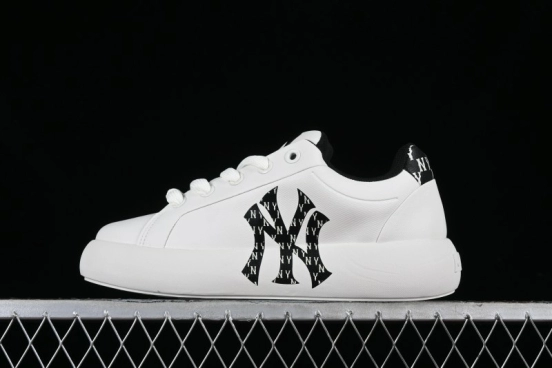 MLB Chunky Classic Base Heel Monogram Lightweight Platform Sneakers with 6cm Height Boost - 3ASXCBH4N50BKS