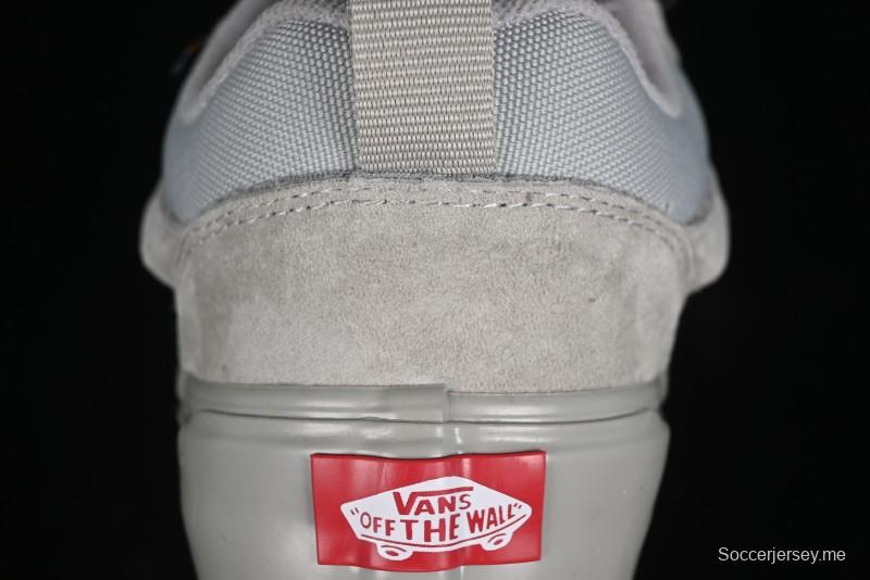 Vans Knu Skool Low Top Retro Casual Vulcanized Sneakers in Grey - VN000CRPBXC