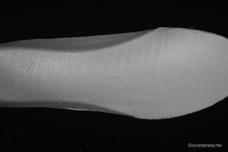 Nike Air Force 1 '07 WB Low-Top Sneakers with Full-Length Hexagonal Air Cushion - CJ9179-200