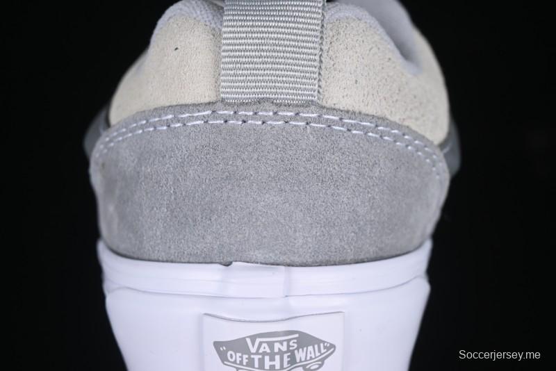 Vans Knu Skool Low-Top Retro Chunky Sneakers - VN000D22BH7