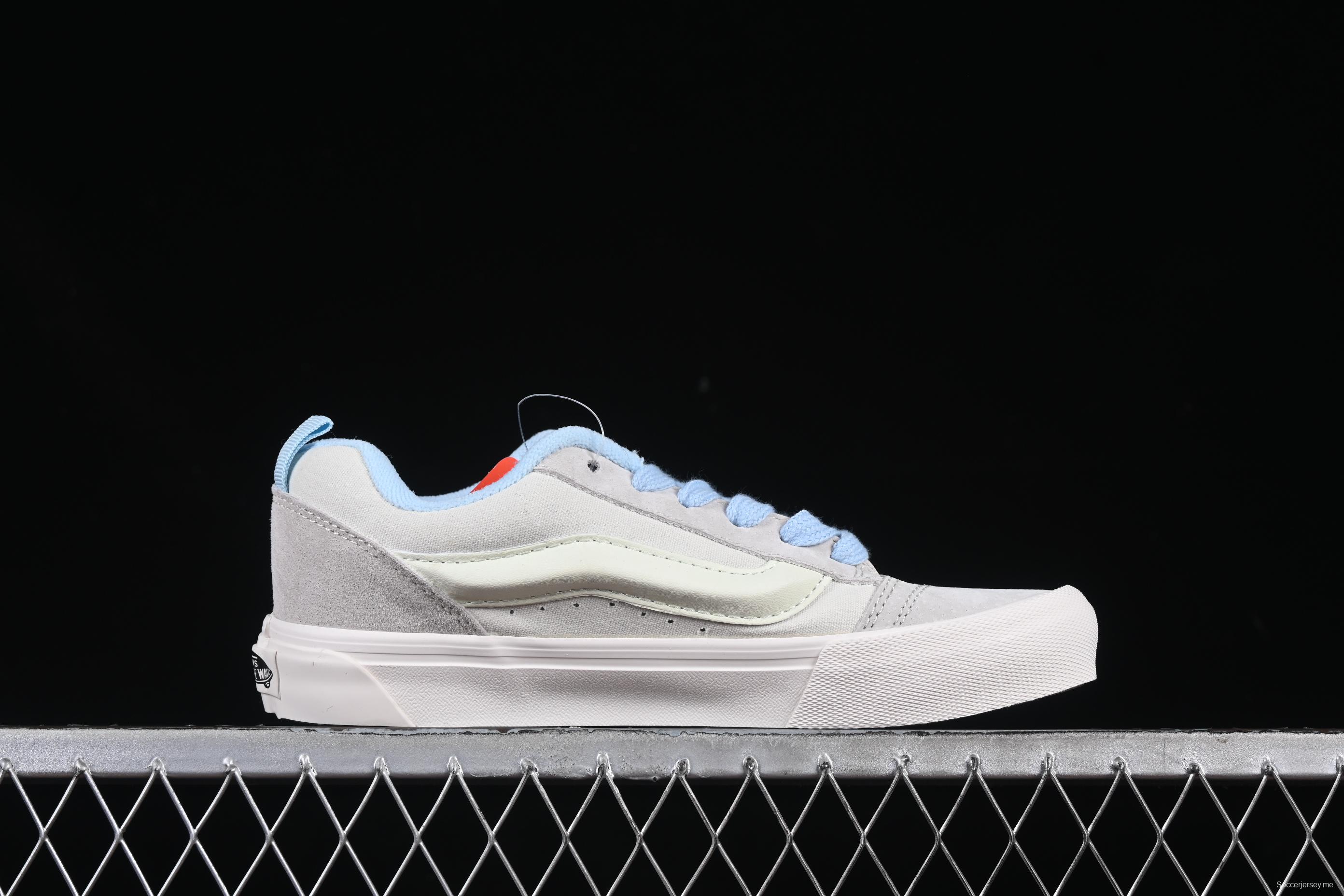 Vans Knu Skool Low-Top Retro Chunky Sneakers - VN000D6CZ5D