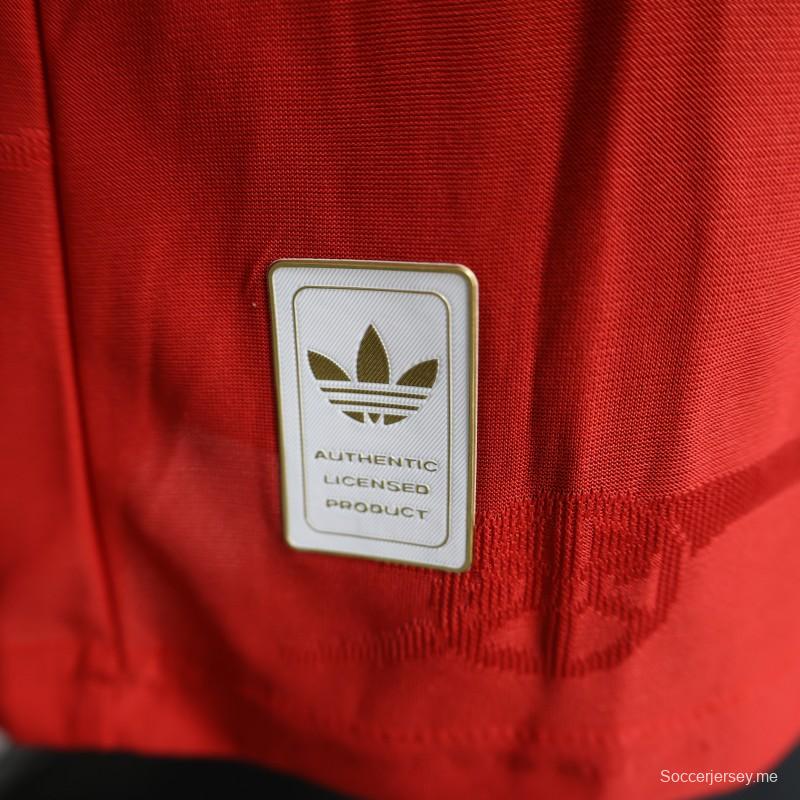 إصدار اللاعب 25/26 أرسنال أحمر بتصميم كلاسيكي مع قميص أرسنال الأحمر