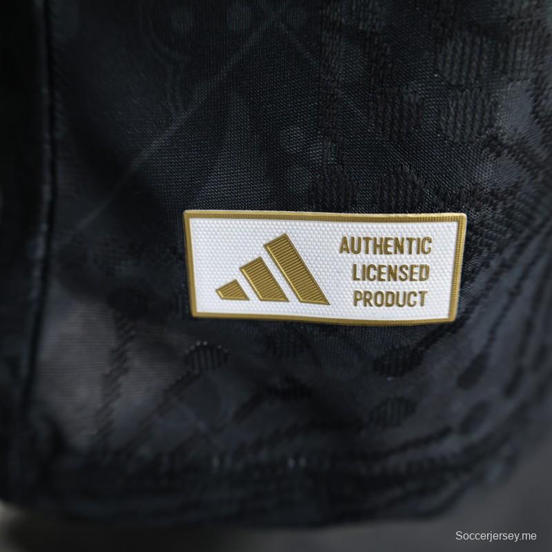 إصدار اللاعب 2025 المكسيك 2025 قميص أسود بتصميم مزين بالزهور