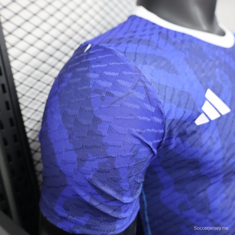 نسخة اللاعب 2025 قميص أزرق ياباني بتصميم البومة