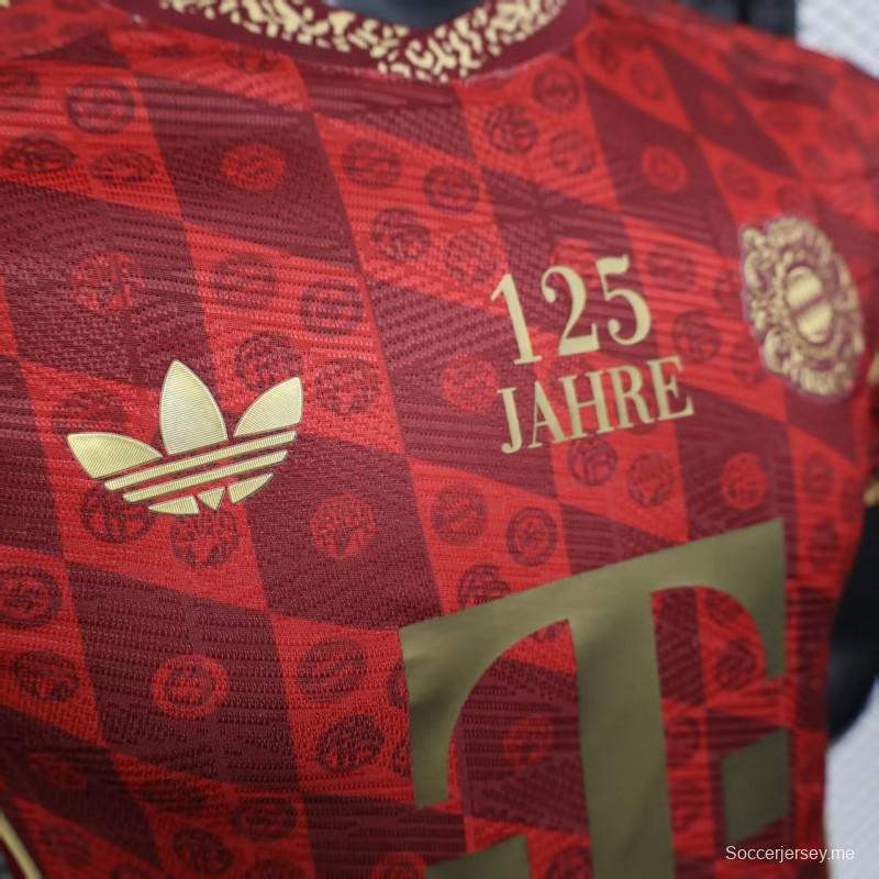إصدار اللاعب 25/26 قميص أحمر بمناسبة الذكرى 125 لتأسيس بايرن ميونخ