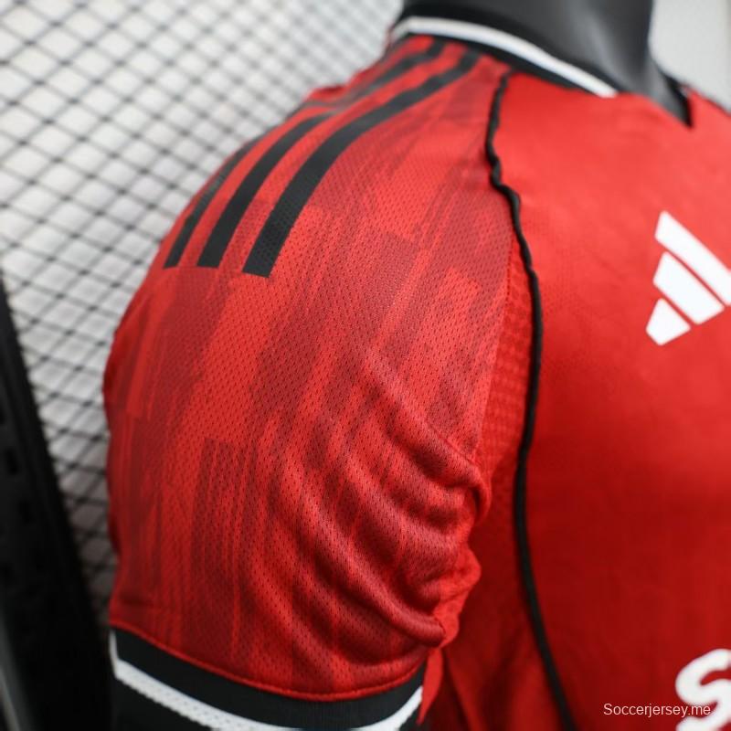 إصدار اللاعب 25/26 قميص مانشستر يونايتد الرئيسي 25/26