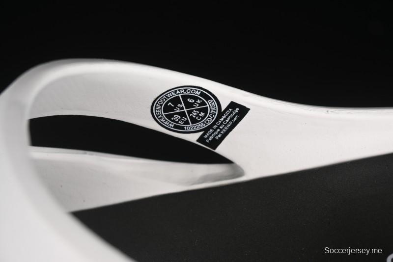 صندل كين نيوبورت الصيفي العصري للخوض في الهواء الطلق - 1022266