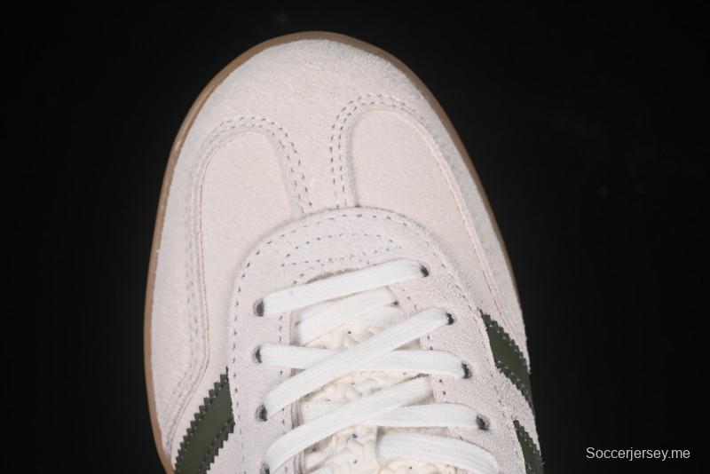 أديداس أوريجينالز جازيل من أديداس أوريجينالز حذاء رياضي كاجوال داخلي بتصميم مضاد للانزلاق ومقاوم للاهتراء - JH8821