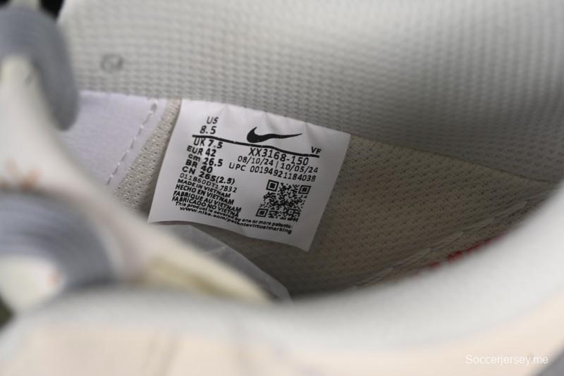 حذاء نايك اير فورس 1 '07 منخفض بتطريز ذهبي رمادي سووش من نايك اير فورس 1 '07 منخفض من ستوسي - XX3168-150