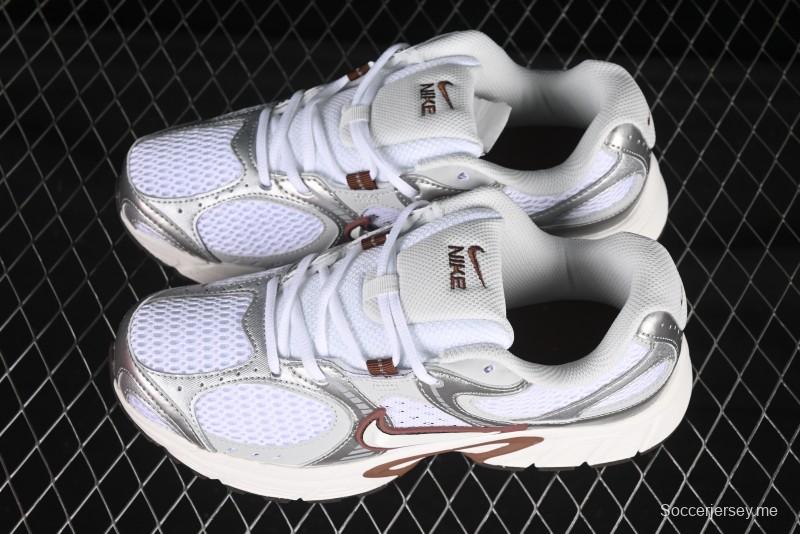 حذاء جري كلاسيكي كلاسيكي ريترو كلاسيكي من نايك في 5 رنر ميلينيوم بنعل وسطي من الفوم - HQ7901-102