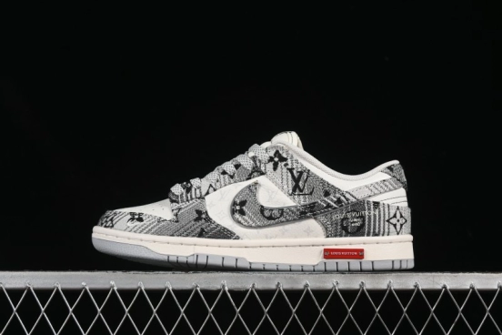 حذاء تزلج نايك SB Dunk Low LV Collaboration باللون الرمادي والدينيم الذكرى السنوية المخصص للتزلج المنخفض - SC9772-807