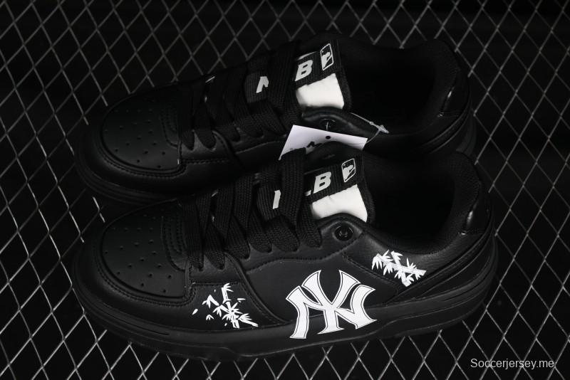 حذاء رياضي مخصص من منصة مكتنزة ذات بطانة مكتنزة من نيويورك يانكيز MLB - 3ASXXCA12N50WHS