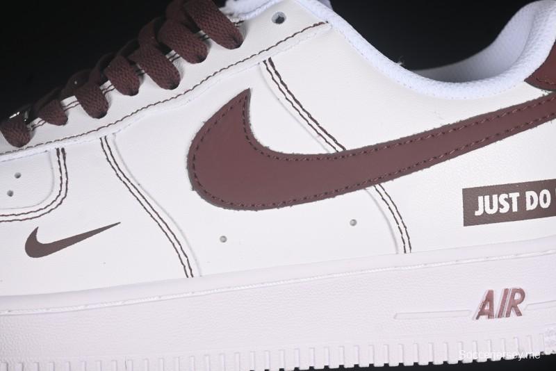 حذاء نايك اير فورس 1 '07 المنخفض من نايك جست كولابوريشن - CW2288-027