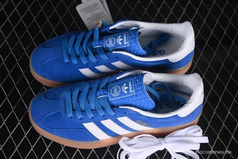 أديداس أوريجينالز جازيل من أديداس أوريجينالز حذاء رياضي داخلي كاجوال مقاوم للانزلاق ومقاوم للاهتراء - JI2061