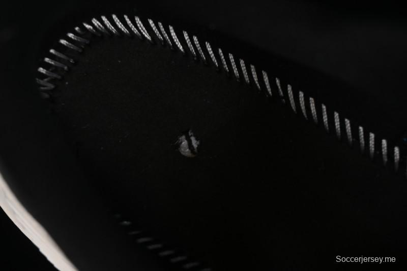 حذاء الجري اير زوم فوميرو 18 لونار من نايك اير زوم فوميرو 18 مع توسيد محسن - HM6803-007