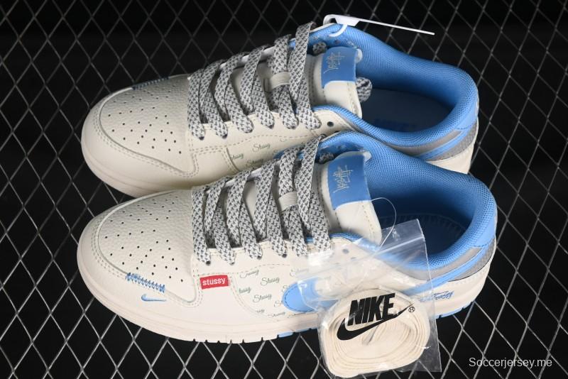 حذاء تزلج نايك SB Dunk Dunk Low Stussy Collaboration 3D Sky Blue Swoosh Anniversary حذاء تزلج منخفض مخصص للرجال - XS6089-539