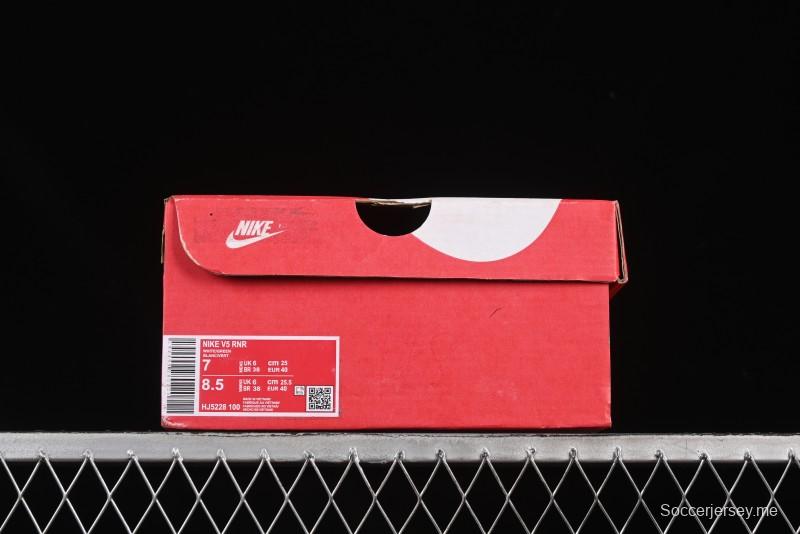 حذاء الجري الكلاسيكي الكلاسيكي من نايك V5 RNRR ميلينيوم ميلينيوم بنعل وسطي من الفوم - HJ5228-100