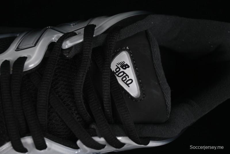 حذاء جري كاجوال من سلسلة NB9060 من نيو بالانس مع توسيد أبزورب - U9060IMB