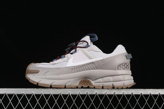 حذاء ماراثون الجري زوم فوميرو 5 ريترو ماراثون من نايك بنعل سميك وتوسيد - HV4294-009