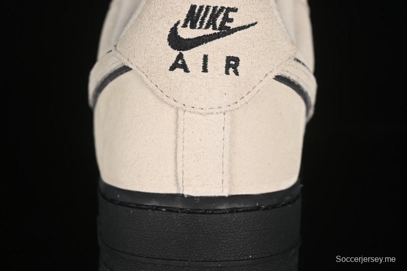 حذاء رياضي نايك اير فورس 1'07 منخفض كاجوال مع وسادة هوائية كاملة الطول - HQ1966-200