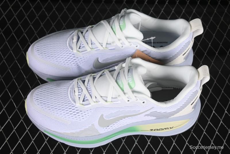 حذاء الجري نايك اير زوم فوميرو 18 مون لاندينج 18 2025 نايك اير زوم فوميرو 18 مون لاندينج 18 2025 حذاء جري كاجوال مبطن جديد مع وحدة هواء زوم اير المدمجة - HM6804-108