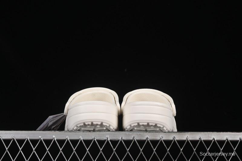 صندل كلاوج كلاسيك كلاوج صيفي شاطئي ثنائي الاتجاه من كروكس مع فتحات تهوية - B.D4