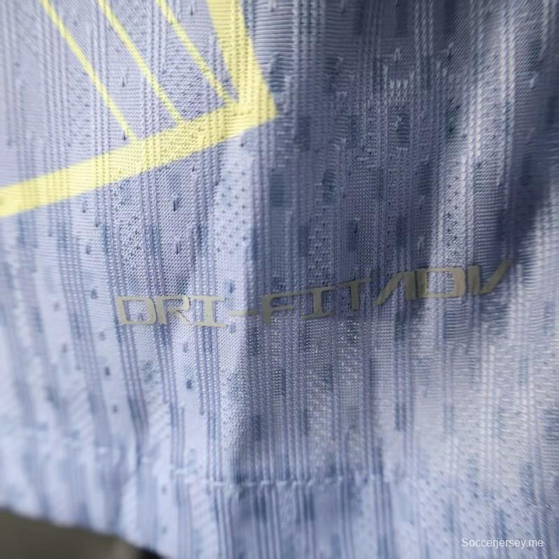 إصدار اللاعب 25/26 قميص برشلونة أزرق فاتح بنمط هندسي 25/26