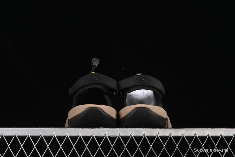 صندل رياضي مريح خارجي مغلق من سلسلة 2025 من إيكو أوف تريل 2025 - 63723901001