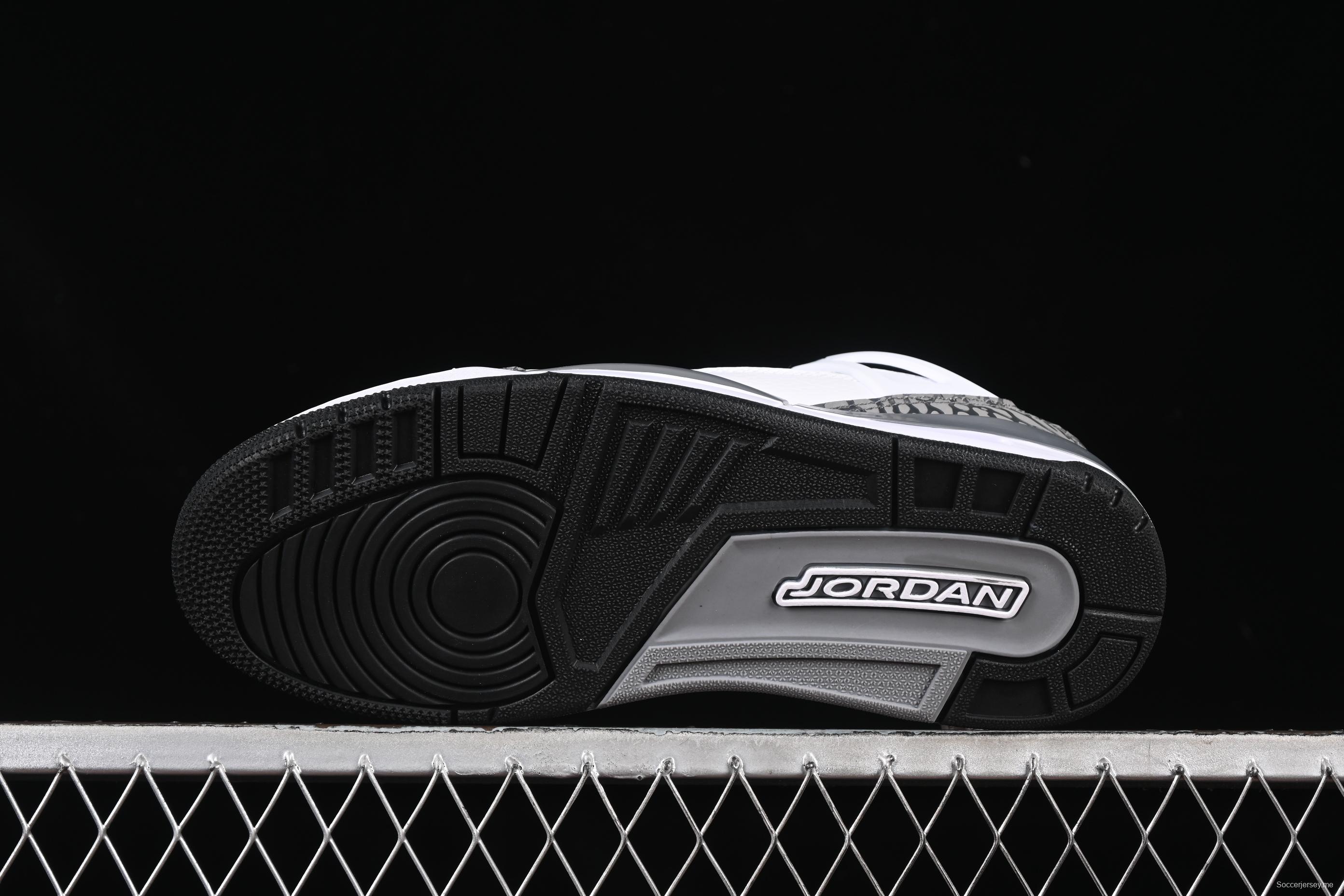 حذاء رياضي نايك جوردان سبيزايك لو ريترو ريترو بلو كالتشرال سنيكرز - FQ1759-102