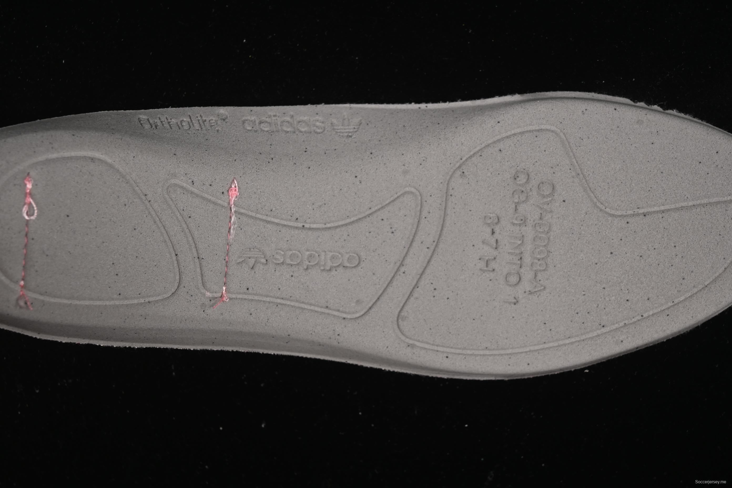 أديداس كلوت كلوت سوبرستار سوبرستار سنيكرز شيل تو في القدمين بتصميم مسنن - IH3645