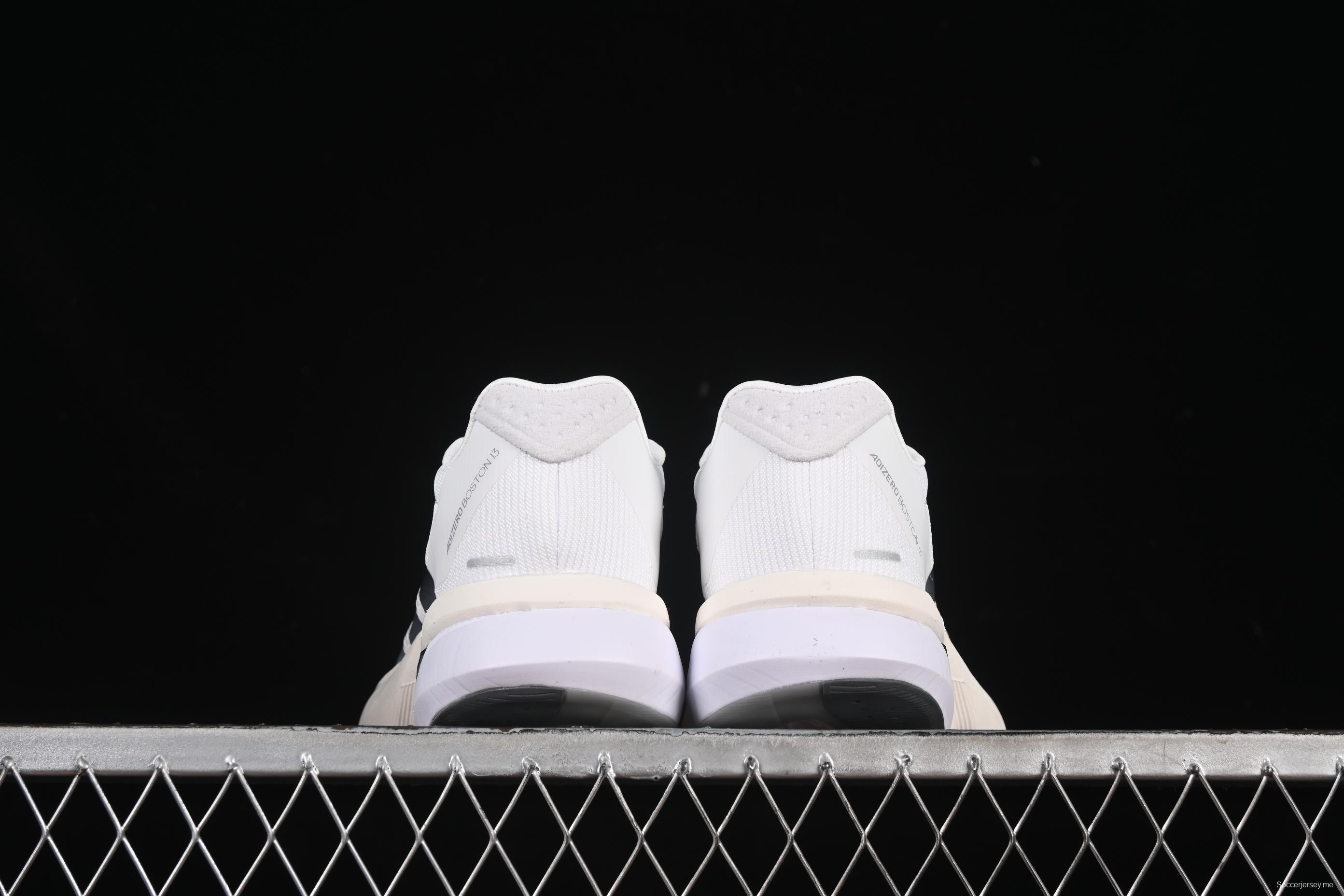 حذاء الجري أديزيرو بوسطن 13 من أديزيرو بوسطن بتصميم قابل للتنفس - JS4939